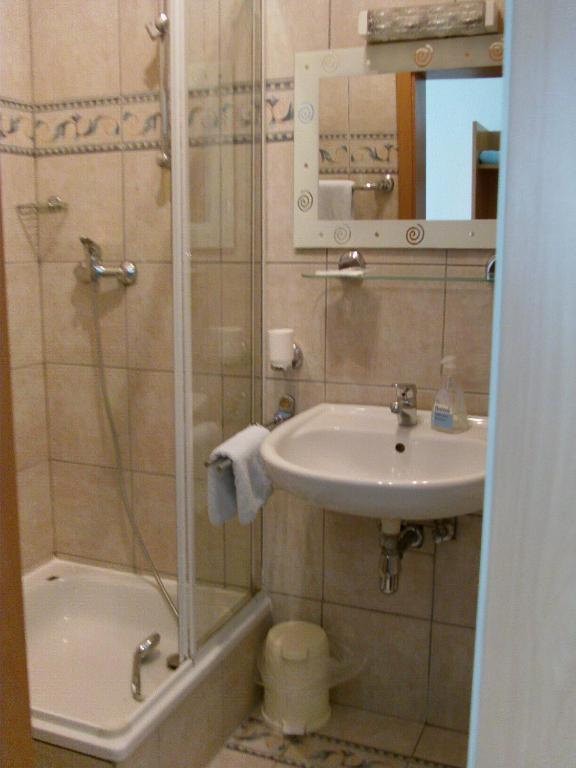 Hotel Martinsklause Meckesheim Номер фото